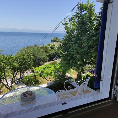 Blue And White Apartments 1 Benitses (Corfu) Exterior foto