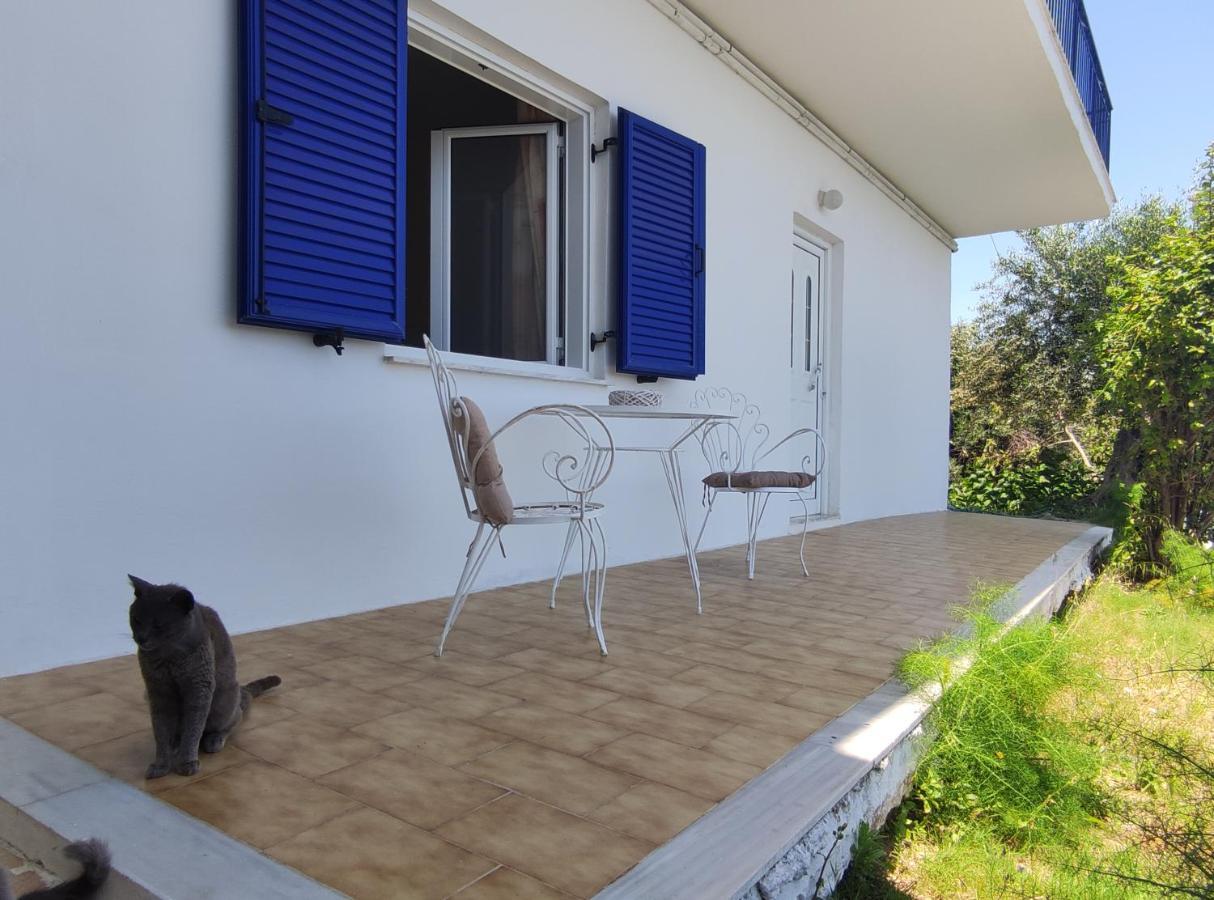 Blue And White Apartments 1 Benitses (Corfu) Exterior foto